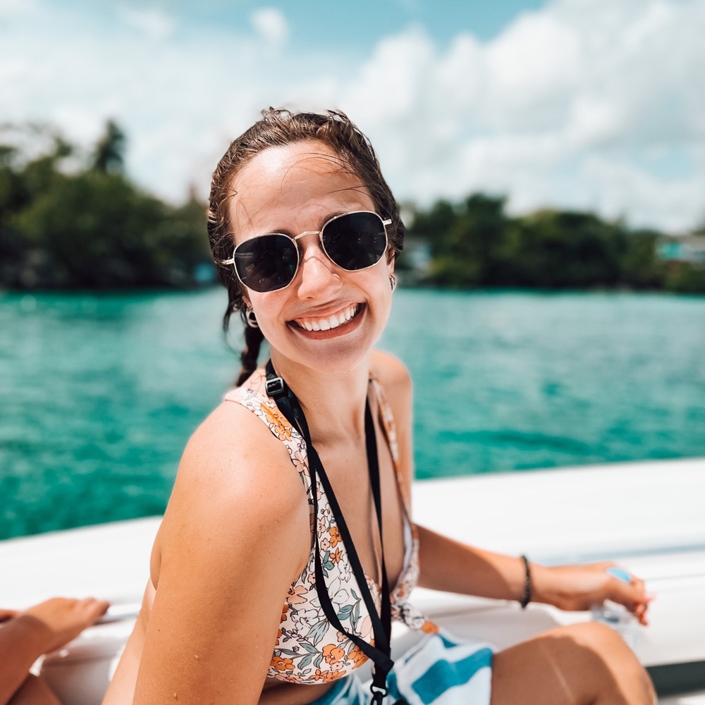 Meet your Posher, Savannah